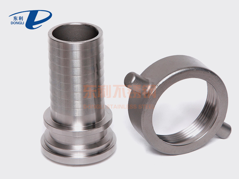 Pipe fitting in stainless steel